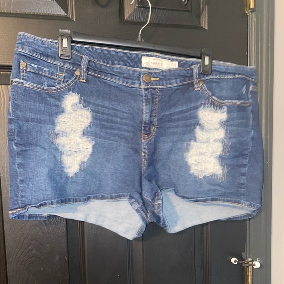 torrid Pants - Torrid shorts 24
